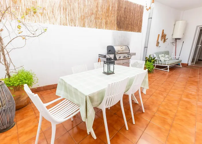 Casa Magnifica A Pocos Metros De La Playa Con A/c Nyaraló *